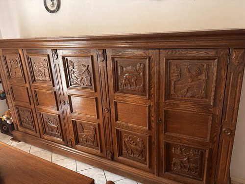 Großer alter jagdschrank - großer,