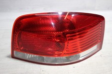 Rückleuchte Heckleuchte Bremsleuchte Rechts 8P0945096 Audi A3 8P Bj,05