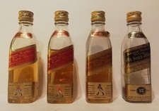 4x Miniaturflaschen Whisky - Set Z185 JOHNNIE WALKER - minibottles ?