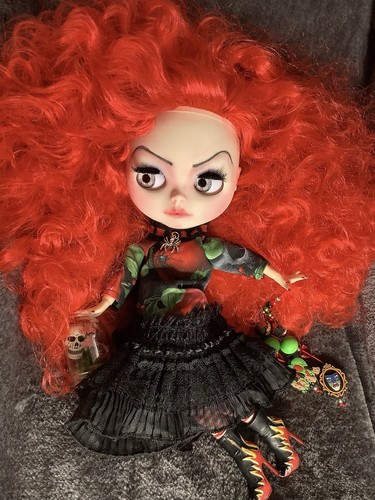Custom ooak disney wicked - disney,