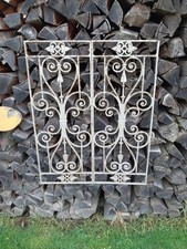 Altes Gitter von Tür