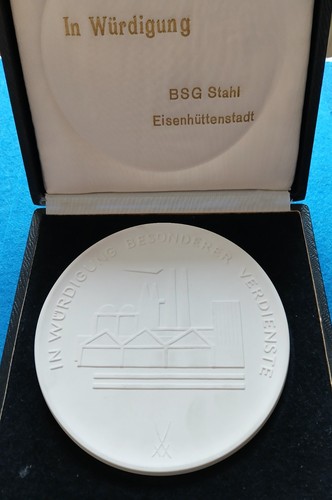 185 ddr porzellanmedaille - ddr,