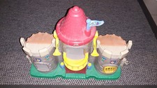 Little People Ritterburg Fisher Price