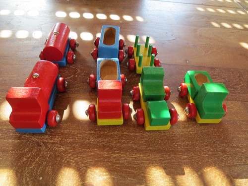 Konvolut holzspielzeug lkw - konvolut,