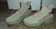NEU Sport Trainings Schuhe Gr