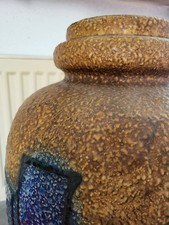 brutalistische Fat Lava