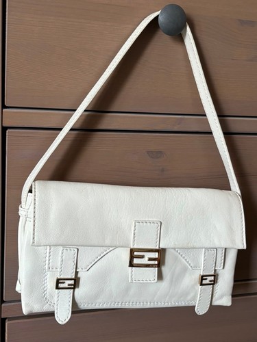 Wunderschöne fendi baguette - fendi,