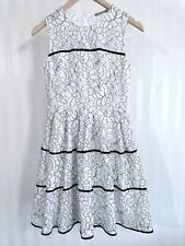 Orsay Damen-Sommer-Kleid Größe 34 elegant weiß/schwarz Blütenmuster Unterrock