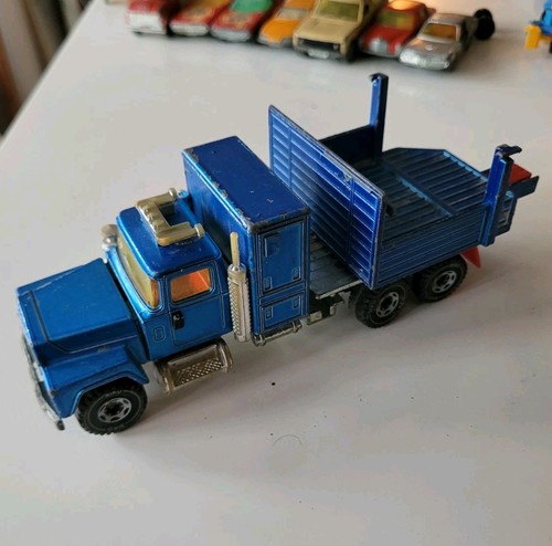 Vintage spielzeug auto - auto, lkw
