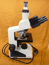 trinokulares Arzt Labor