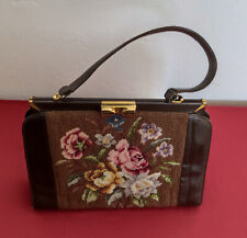 Gobelin Tasche Handtasche braun mit Blumendekor. Dekorative Tasche.