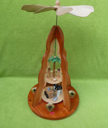 Alte weihnachts pyramide 2 - ,