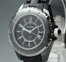 Überholte Exc+5 Box CHANEL