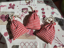 Zirben Säckchen  4 x Zirbel Späne 13x10 cm rot weiß kariert zum Aufhängen
