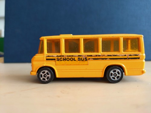 Corgi juniors mercedes 608 - mercedes,