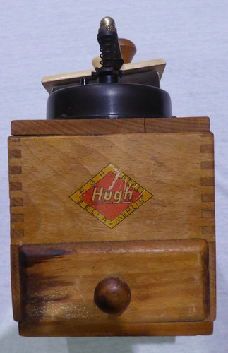Kaffeemühle aus holz hugh - kaffeemühle, holz,