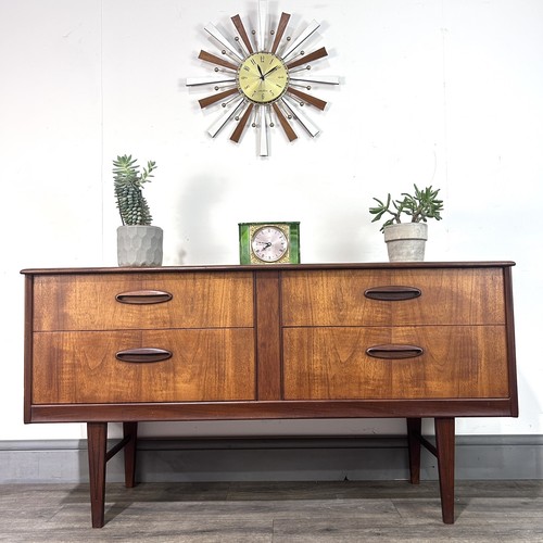 Stilvoller mid century teak - stilvoller,