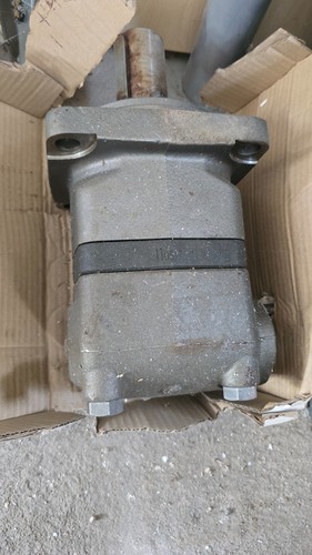 Danfoss hydraulic motor - hydraulic,