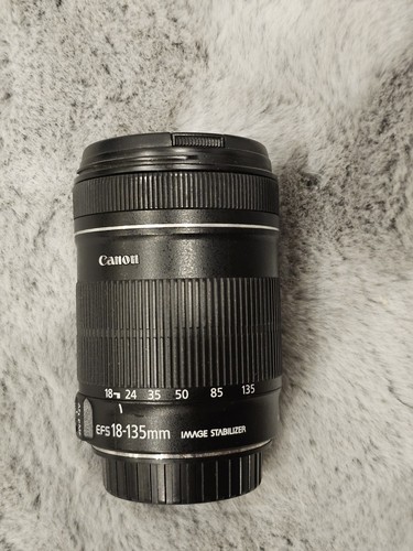 Canon 135 3 5 - ef-s, f/3.5-5.6
