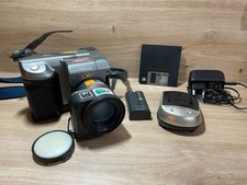 Sony Mavica 0,8 MP Disketten-Digitalkamera 14x optischer Zoom (MVC-FD91) DEFEKT