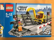 LEGO City 7936 - Bahnübergang mit gelbem Bagger