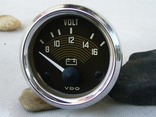 VDO Voltmeter 12 V Anzeige T1