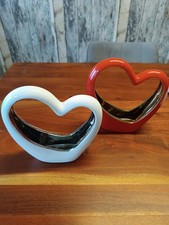 Keramik Pflanztopf stehende Herzform lackiert sehr Edel  2 Stück in weiß und rot