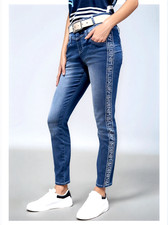 Jeans mit Strass Galonstreifen