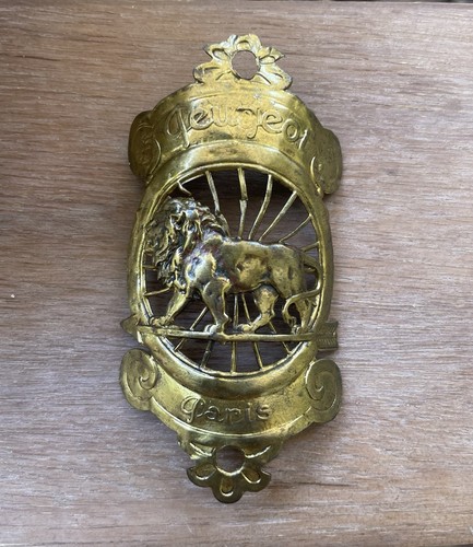 Altes peugeot sterkopfschild - altes,