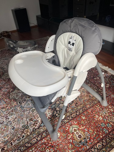 Kinderstuhl mit abnehmbaren