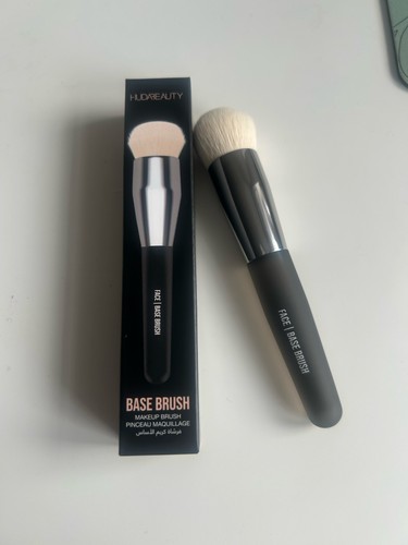 Huda beauty easy blur - easy,