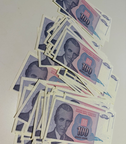 Stück bankfrische - 82,