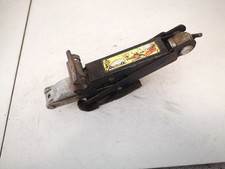 357011031d Wagenheber