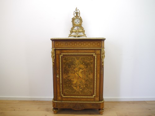 Napoleon iii halbschrank - ,