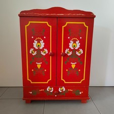 Vintage Puppenschrank rot Blumenmuster Landhaus Stil Holz Kommode Julia Retro