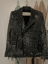 Boda SKINS Kay Michaels