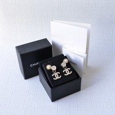 CHANEL 24B Strass Herz CC