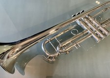 BACH ARTISAN Stradivarius