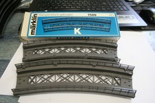 MÄRKLIN H0 7569 GEBOGENES