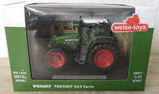 Weise Toys 1067 FENDT FAVORIT 924 Vario 2. Generation ( 1999 - 2002 ) 1:32