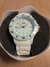 Armbanduhr Weiß Audi Service