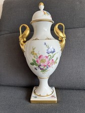 25757/ AK Kaiser Deckelvase