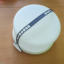 Tupperware A 44