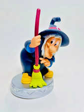 Hexe Hazel Wahrsagerin Sockel