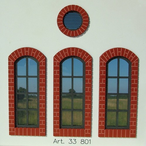 Rundbogenfenster und - 3,