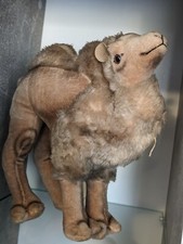 Steiff Tier 4890/28 Kamel / Cosy Camel 28 cm. Mit Knopf und Fahne Sehr Gut