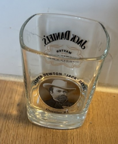 Jack daniels master distiller - daniels,
