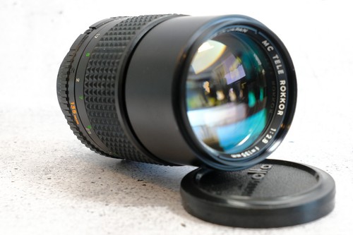 Minolta 135 mm - 2.8, |