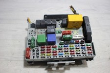 Sicherungskasten Relaiskasten 24431677 / 24412497 Opel Astra G 0TP48 Bj,00
