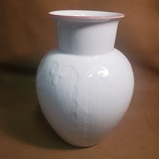 Friesland White Porcelain Vase